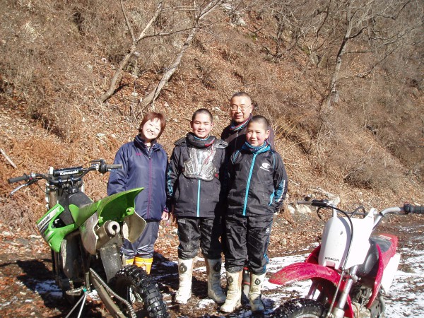 オートパーク　クワ