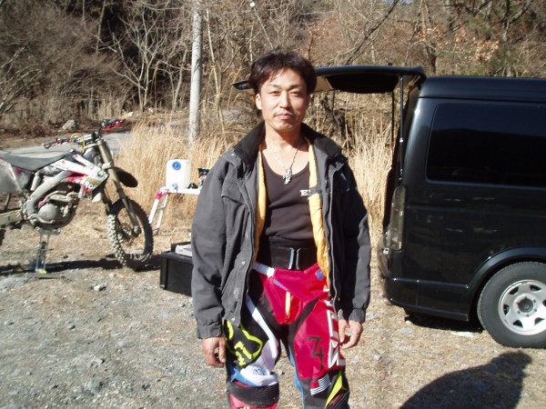 オートパーク　クワ