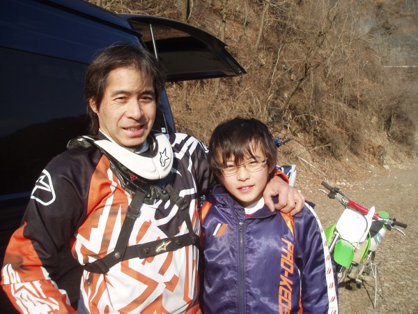 オートパーク　クワ