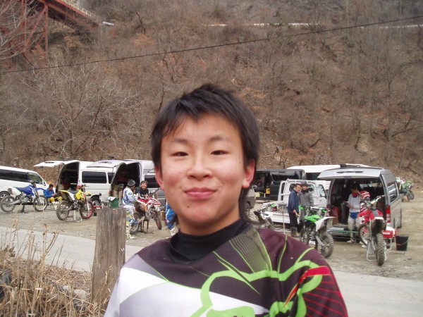 オートパーク　クワ