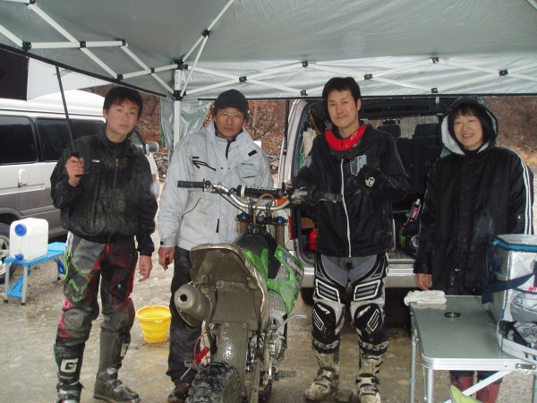 オートパーク　クワ