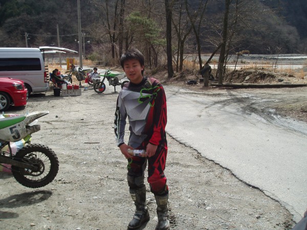 オートパーク　クワ