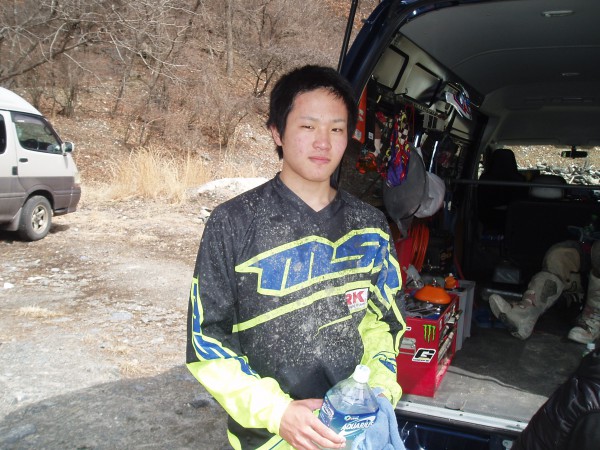 オートパーク　クワ