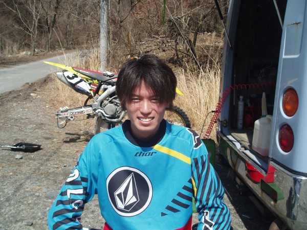 オートパーク　クワ