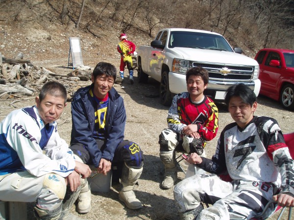 オートパーク　クワ