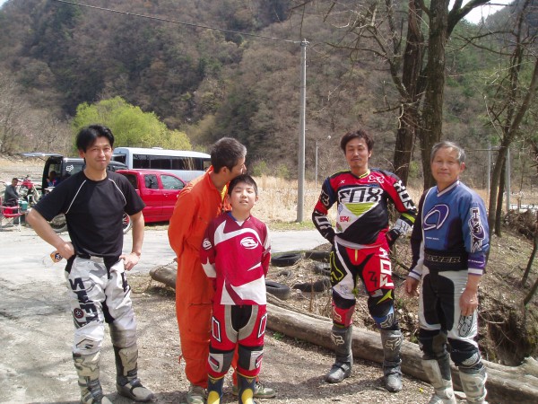 オートパーク　クワ