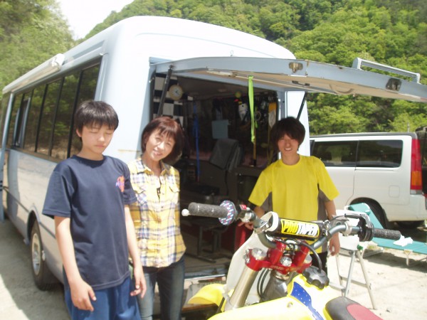 オートパーク　クワ