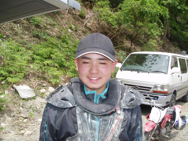 オートパーク　クワ