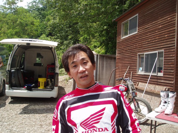 オートパーク　クワ