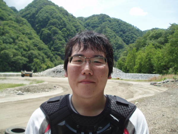 オートパーク　クワ