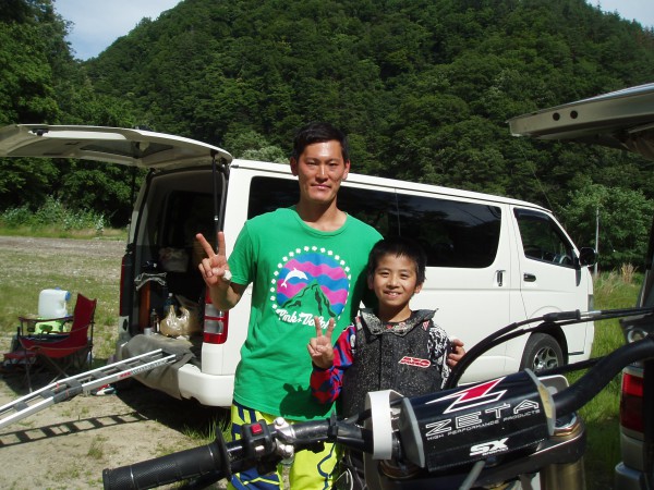 オートパーク　クワ