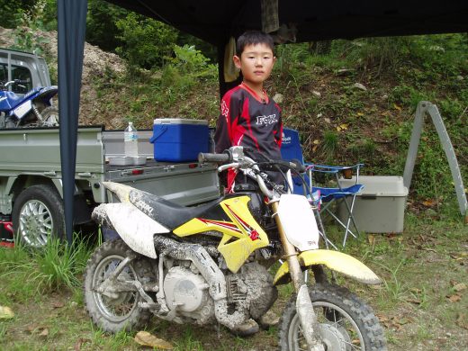 オートパーク　クワ