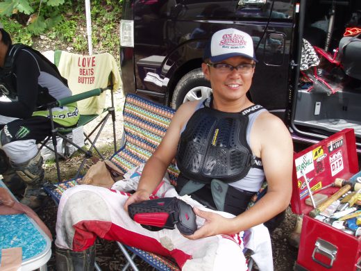 オートパーク　クワ