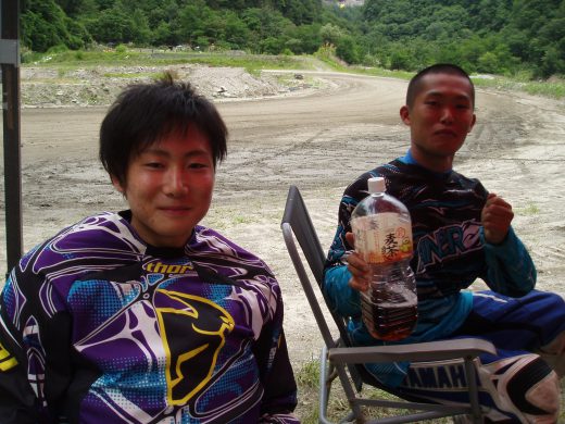 オートパーク　クワ