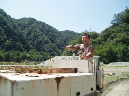 オートパーク　クワ