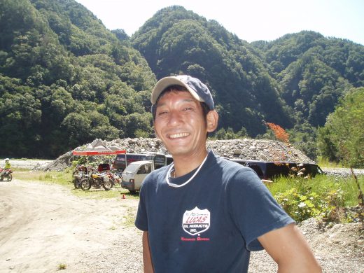 オートパーク　クワ