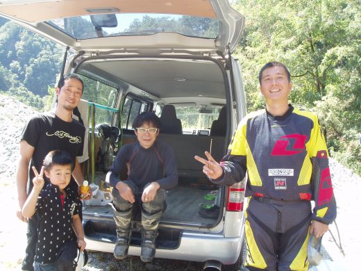 オートパーク　クワ