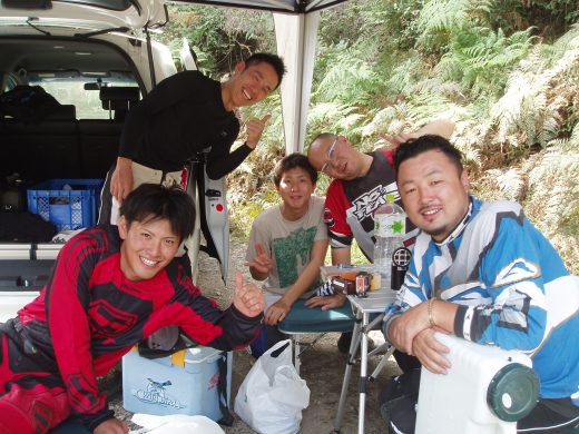 オートパーク　クワ