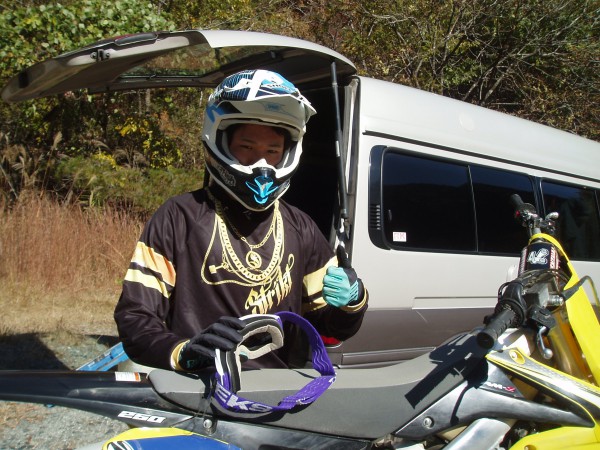 オートパーク　クワ