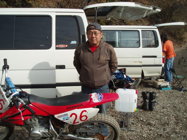 オートパーク　クワ