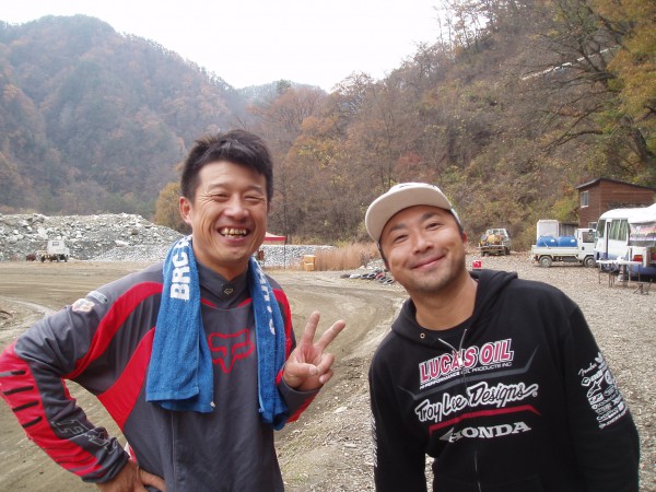 オートパーク　クワ