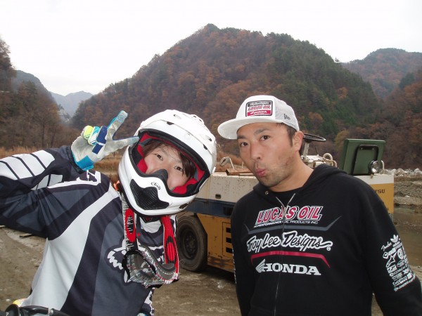 オートパーク　クワ