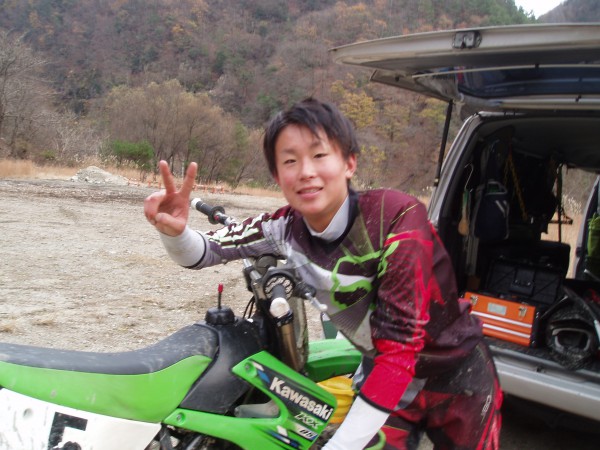 オートパーク　クワ