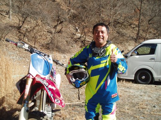 オートパーク　クワ