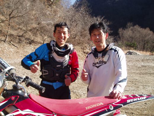 オートパーク　クワ