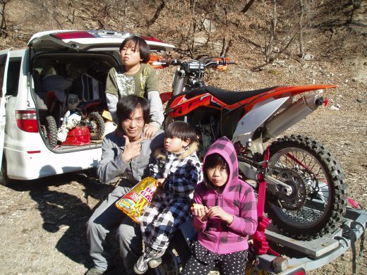 オートパーク　クワ