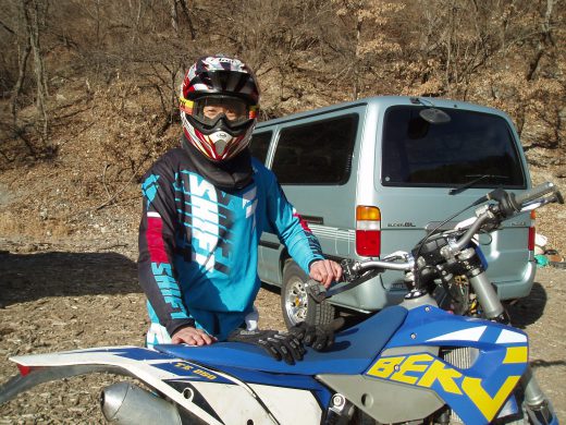 オートパーク　クワ