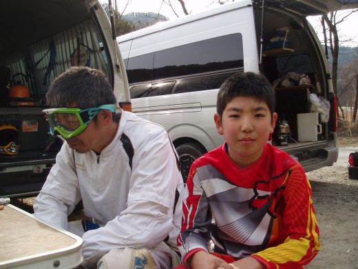 オートパーク　クワ