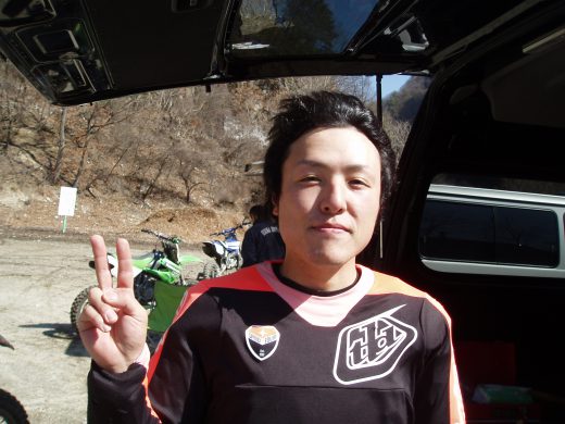 オートパーク　クワ