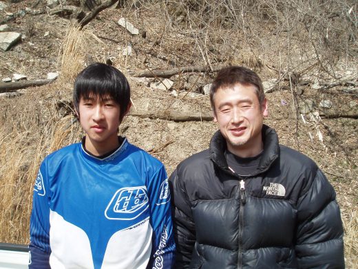 オートパーク　クワ