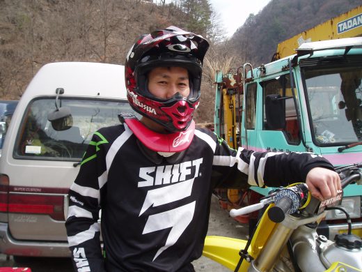 オートパーク　クワ