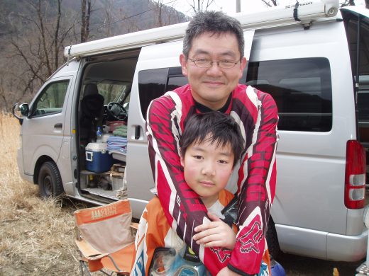 オートパーク　クワ