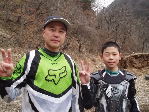 オートパーク　クワ