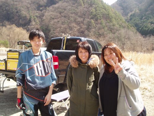 オートパーク　クワ