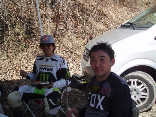 オートパーク　クワ