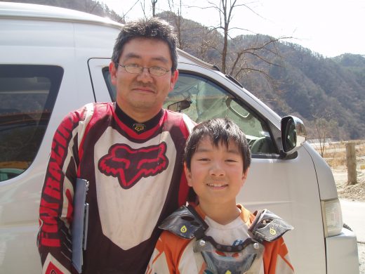 オートパーク　クワ