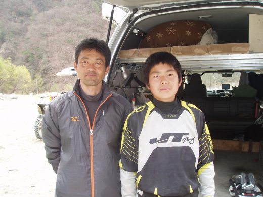 オートパーク　クワ