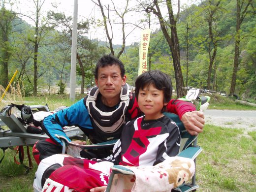 オートパーク　クワ