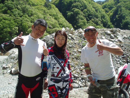 オートパーク　クワ