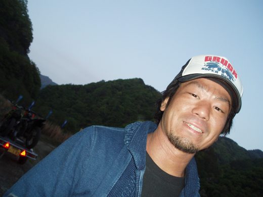 オートパーク　クワ