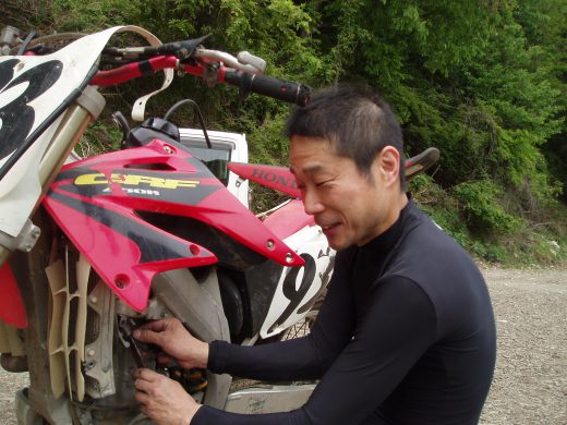 オートパーク　クワ