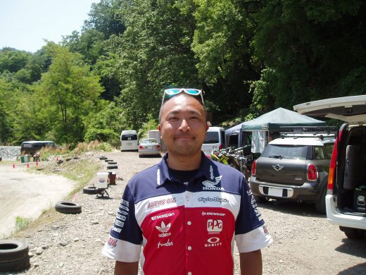 オートパーク　クワ