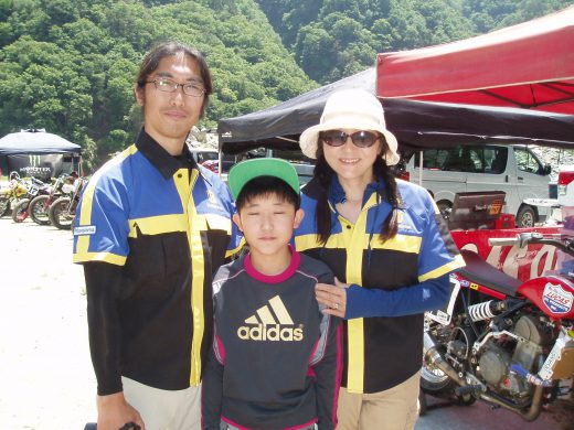 オートパーク　クワ