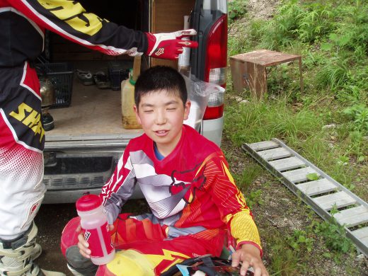 オートパーク　クワ