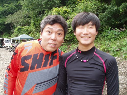 オートパーク　クワ