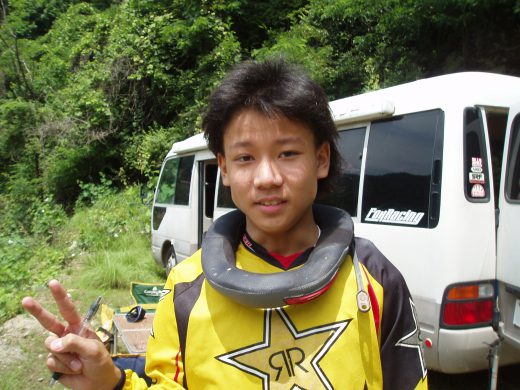 オートパーク　クワ